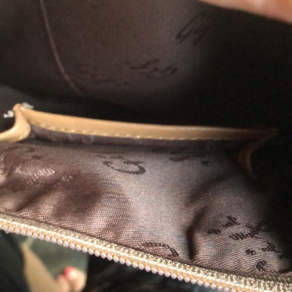 GIGI UK - NEW Gigi Multi pocket Flap over Cross Body Bag ,Brand New with Tag - Picture 8 of 10